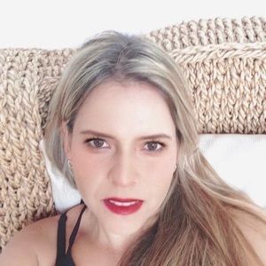 Meet your Posher, María